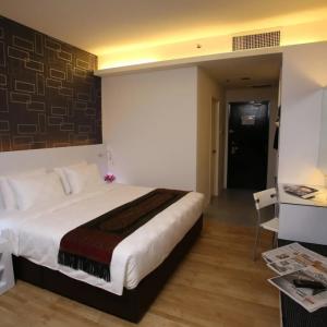 отель Cairnhill Hotel Kuala Lumpur