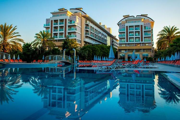 Hedef Resort & Spa