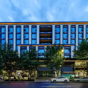 отель Hilton Garden Inn Chengdu Kuanzhai Alley