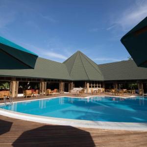 отель Canareef Resort Maldives