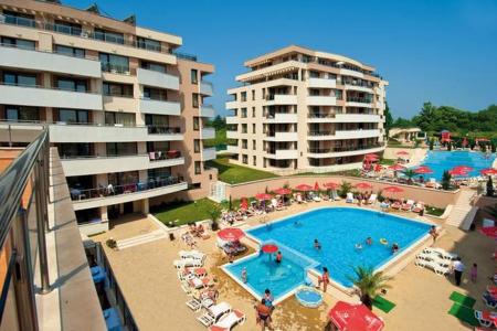 Hermes Club Hotel & Apartments