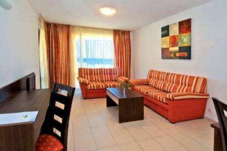 Hermes Club Hotel & Apartments