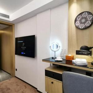 отель Paco Hotel Beijing Road Metro Guangzhou