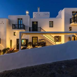 отель She Mykonos Boutique Hotel