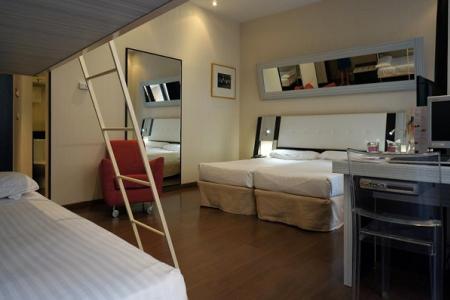 Отель Petit Palace Chueca в Мадрид - Испания