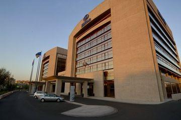 Отель Hilton Madrid Airport в Мадрид - Испания