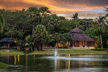 Отель Pullman Phuket Karon Beach Resort в пляж Карон - Таиланд