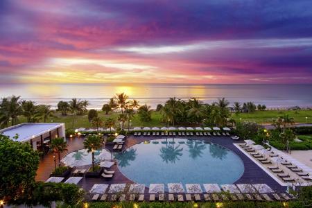 Отель Pullman Phuket Karon Beach Resort в пляж Карон - Таиланд