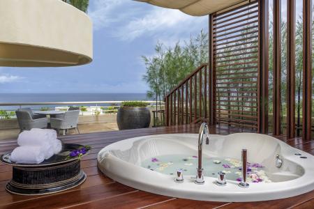 Отель Pullman Phuket Karon Beach Resort в пляж Карон - Таиланд