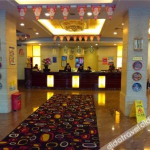 отель Dong Chang Hotel (Dongguan Hengli China Resources Shopping Plaza)
