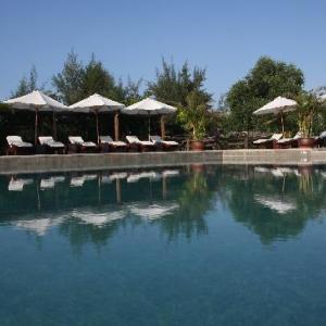 отель Ho Tram Beach Resort & Spa
