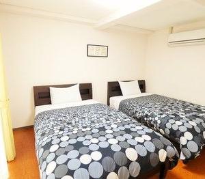 отель Kyoto Uraraka Guest House