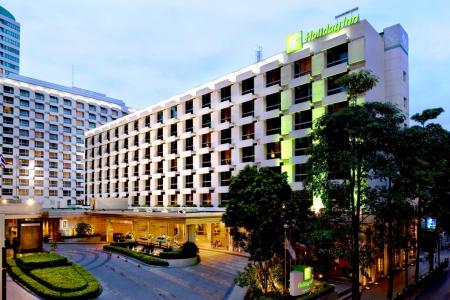 Отель Holiday Inn Bangkok в Чидлом - Плоенчит - Таиланд