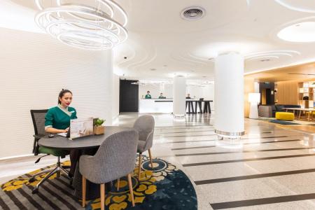 Отель Holiday Inn Bangkok в Чидлом - Плоенчит - Таиланд