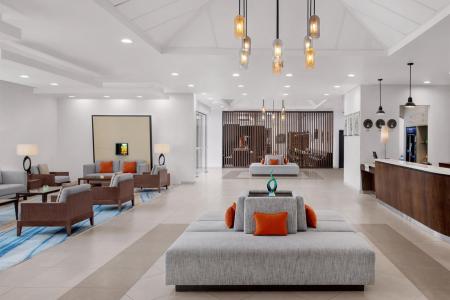 Отель Holiday Inn Express Dubai Safa Park в Дубай - ОАЭ