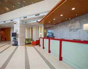 отель Holiday Inn Express Zhabei Shanghai