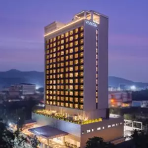 отель Vivanta Navi Mumbai Turbhe