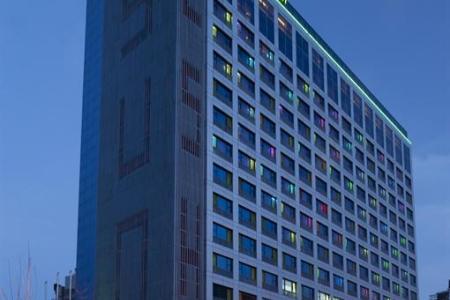 Отель Holiday Inn Pudong Nanpu в Шанхай - Китай