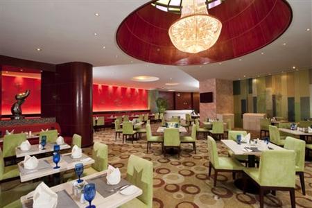 Отель Holiday Inn Pudong Nanpu в Шанхай - Китай