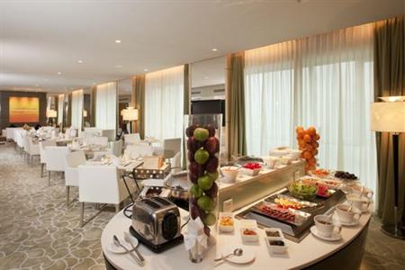 Отель Holiday Inn Pudong Nanpu в Шанхай - Китай