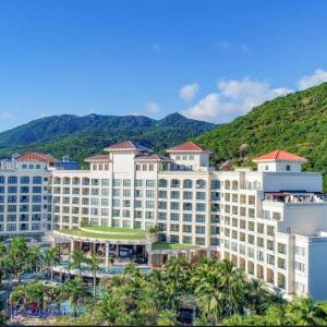 отель Ocean View Resort Yalong Bay