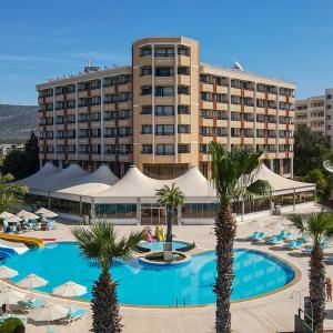 отель The Holiday Resort
