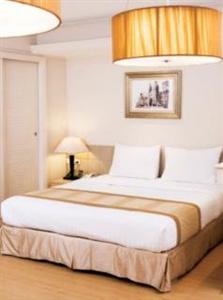 отель Hope Land Executive Serviced Apartments