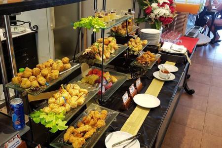 Отель Horizon Karon Beach Resort & Spa в пляж Карон - Таиланд