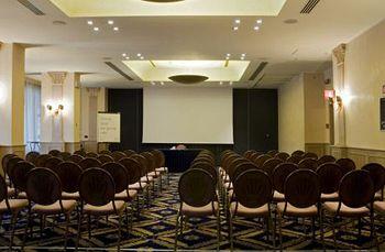 Hotel NH Bologna de la Gare