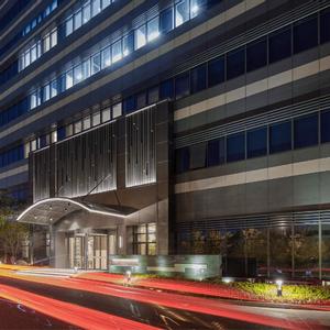 отель Maison New Century Hotel Hangzhou Zhelv