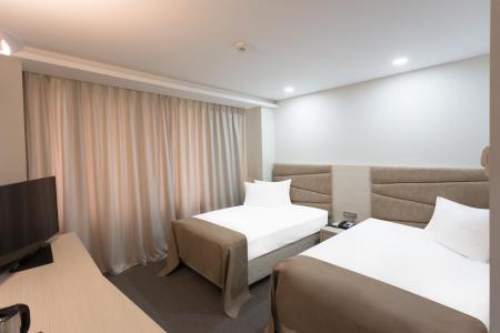 Отель President Hotel by Hrazdan Hotel CJSC в Ереван - Армения