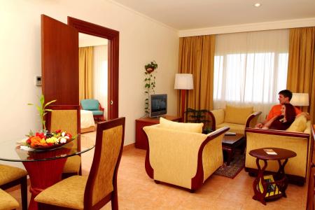 Отель Hulhule Island Hotel в Мале Атолл (Каафу Атолл) - Мальдивы