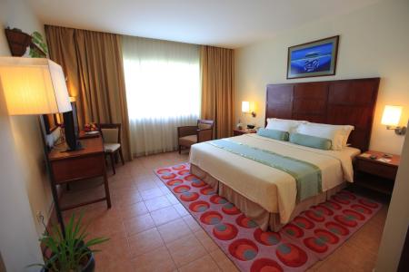 Отель Hulhule Island Hotel в Мале Атолл (Каафу Атолл) - Мальдивы