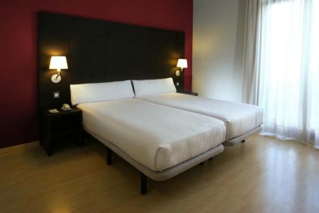 Отель Oriente Atiram в Барселона - Испания