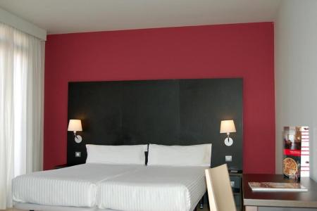 Отель Oriente Atiram в Барселона - Испания