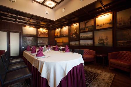 Отель Ambassador в Санкт-Петербург - Россия