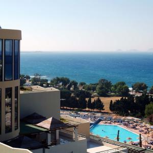 отель Kipriotis Panorama Hotel & Suites