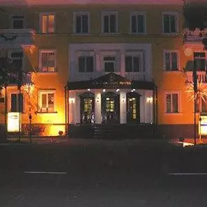 отель Ambassador