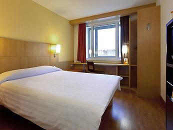 Отель Ibis Hotel Saint-Petersburg в Санкт-Петербург - Россия