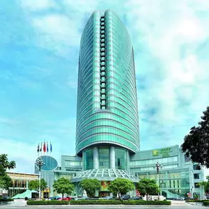 отель Crowne Plaza ZHUHAI CITY CENTER by IHG