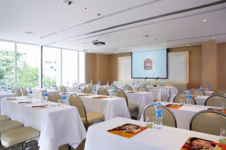 Отель Ibis Bangkok Sathorn в Бангкок - Таиланд