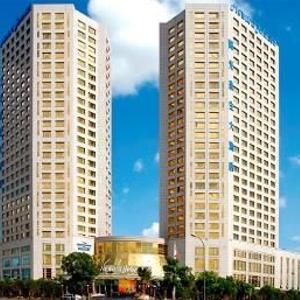 отель Howard Johnson Sunshine Plaza Ningbo