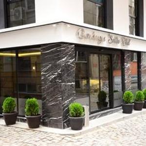 отель Gardenya Suit Hotel