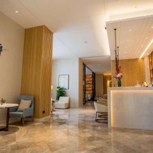 отель Howard Johnson Glory Plaza Chenghai
