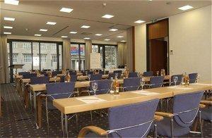 Отель InterCityHotel Hamburg Hauptbahnhof в Гамбург - Германия