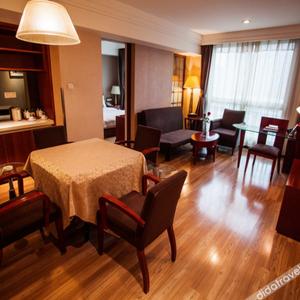 отель voco NANJING ORIENTAL PEARL by IHG