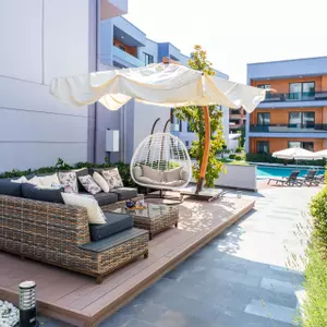 отель Green Hills Suites