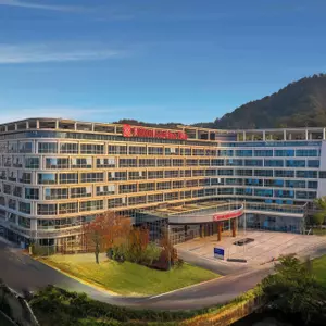 отель Hilton Garden Inn Huzhou High-Speed Railway Station