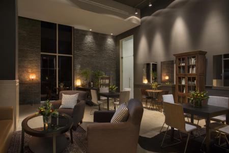 Island Luxurious Suites Hotel