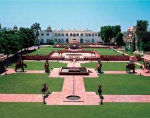 отель Jai Mahal Palace
